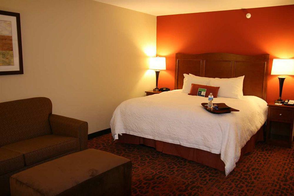 Hampton Inn Muscatine Room photo