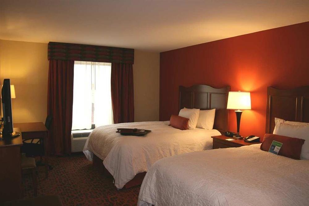 Hampton Inn Muscatine Room photo