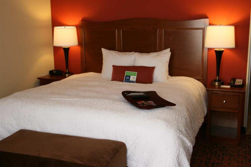Hampton Inn Muscatine Room photo